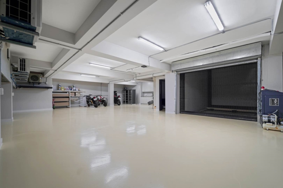 5 Bedroom Property for Sale in Bakoven Western Cape